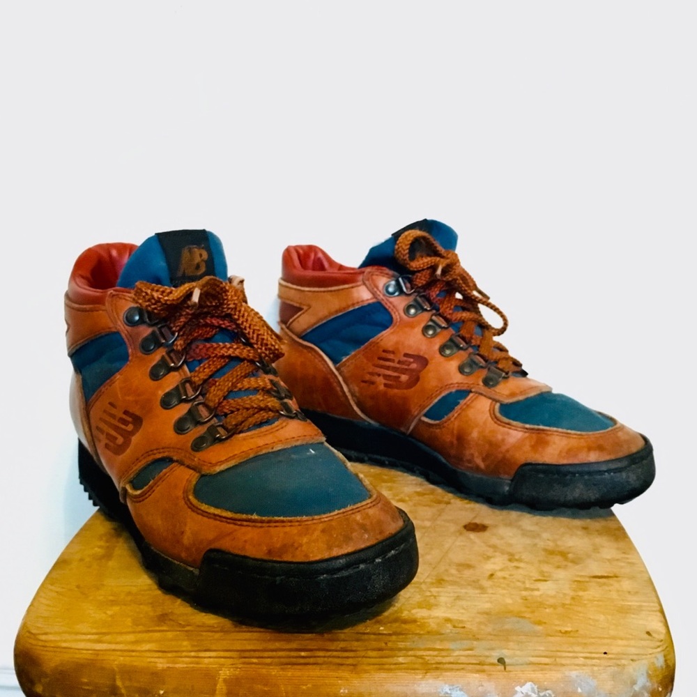 VTG New Balance NB Rainier Hiking Sneaker Boot